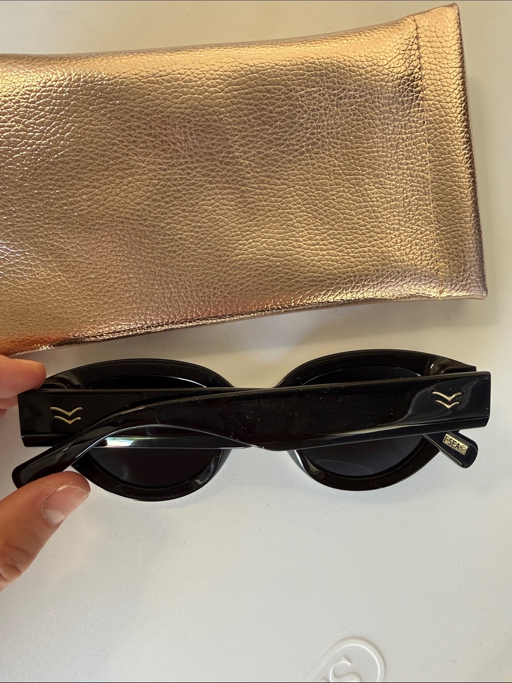 Black and White Cat-Eye Sunglasses for Women - Picture 2 of 2